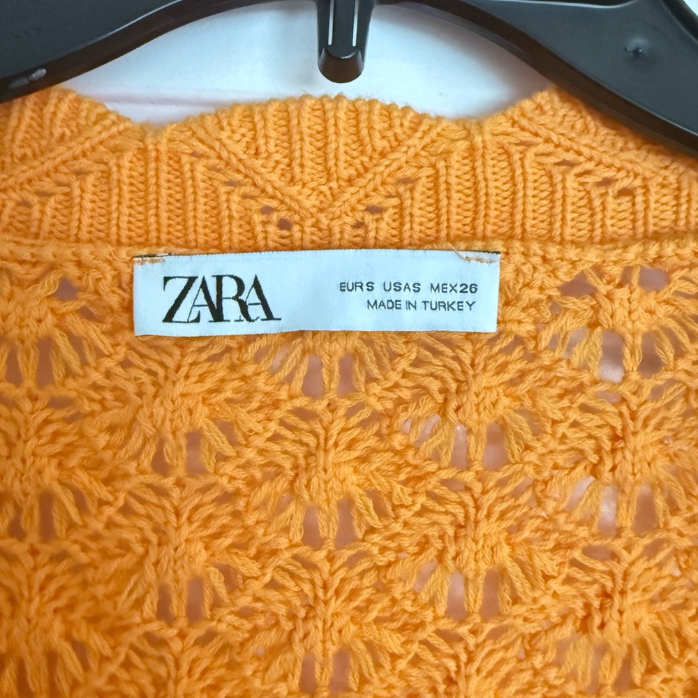 Zara Women's Knit Orange Cardigan - Picture 2 of 3